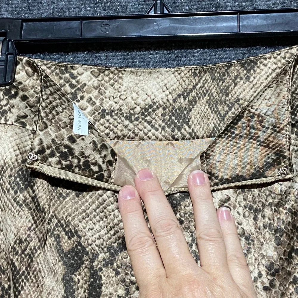 New York & Company Snakeskin Pencil Skirt Size 2 Tan Brown Animal‎ Print Stretch
